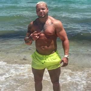 Meet your Posher, Russo